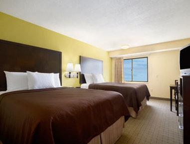 Days Inn & Suites By Wyndham Desoto Kültér fotó